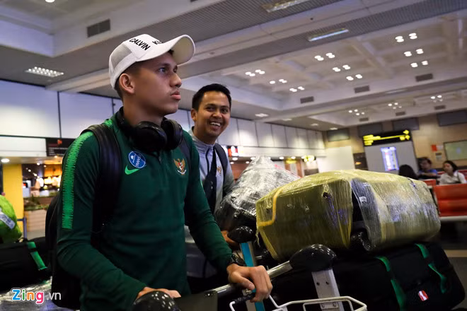 Indonesia mang than dong toi ti thi voi U23 Viet Nam