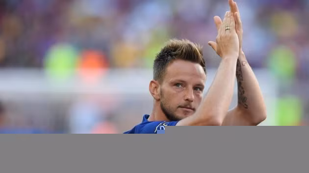 Theo Sport, Ivan Rakitic cũng đang lên kế hoạch rời khỏi Camp Nou bất chấp việc anh từng khẳng định rằng bản thân rất tin tưởng HLV Ernesto Valverde. Đây là tin vui với Inter Milan và Juventus.