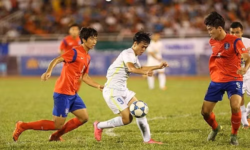 U21 HAGL nhập cuộc lép vế trước U19 Hàn Quốc.
