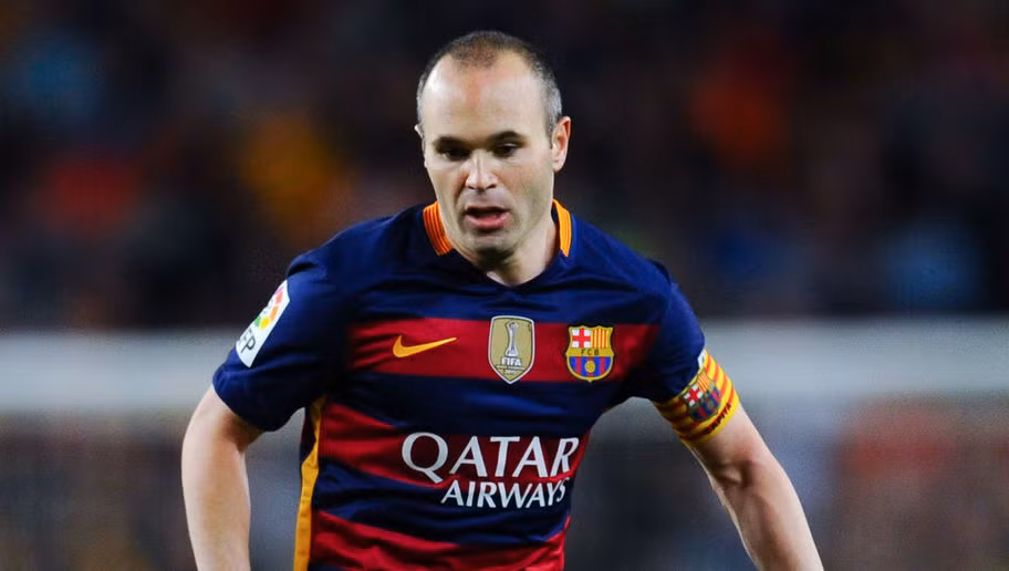 Andres Iniesta như một chai rượu vang thượng hạng, càng ủ lâu thì càng ngon tê người. Nhạc trưởng tài hoa của Barca mùa này đóng vai trò một chân điều phối, làm bóng từ giữa sân nhiều hơn là trực tiếp kiến thiết.