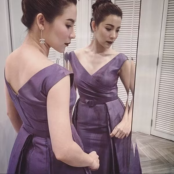 Những bộ trang phục cô DJ này lựa chọn chủ yếu có những hình thù ngộ nghĩnh, đáng yêu.
