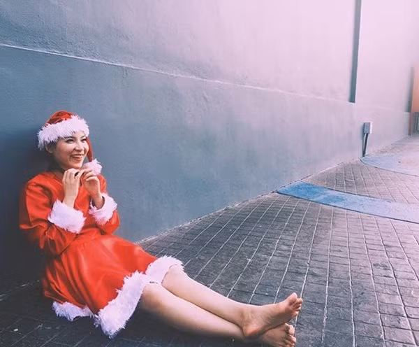 Sakuntala nhận được sự yêu mến từ phía người hâm mộ vì phong cách ấn tượng của mình. Mọi hoạt động của cô nàng đều thu hút được sự chú ý từ phía cộng đồng mạng.
