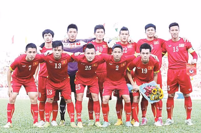 35 guong mat than quen se cung HLV Miura du Sea Games
