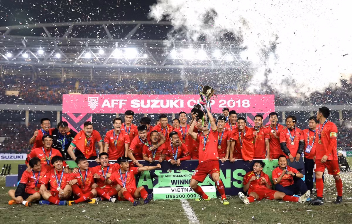 Ly do nao dua doi tuyen Viet Nam vo dich AFF Cup 2018?