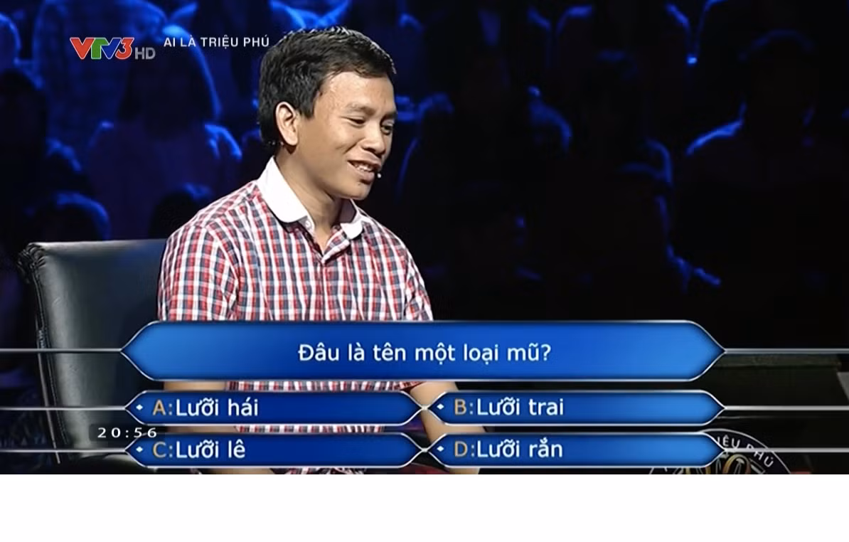 Mũ mà là lưỡi lê hay lưỡi hái thì đội vào chắc người chơi sẽ phải hối hận.