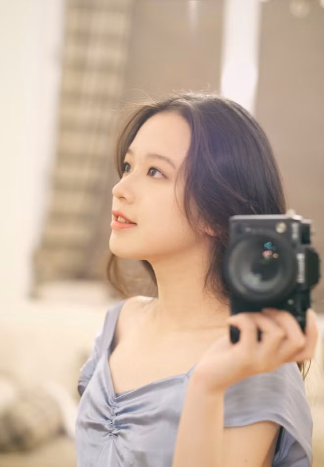 Từng đường nét trên khuôn mặt của Tiểu Ying - hot girl trà sữa mới nổi của Trung Quốc khiến người ngắm khó có thể bỏ qua. Ảnh sử dụng trong bài: FBNV.