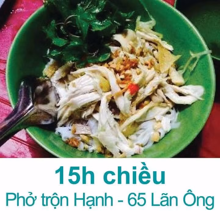 Phở trộn Lãn Ông là một món khá mới mẻ với các bạn trẻ. Tuy nhiên, với những bạn thích sự khác biệt và đổi mới trong các món ăn thì nên thử.