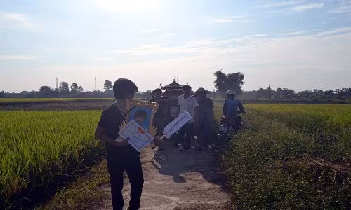 Tham thuong 3 hoc sinh tieu hoc o Nghe An chet duoi nuoc-Hinh-2