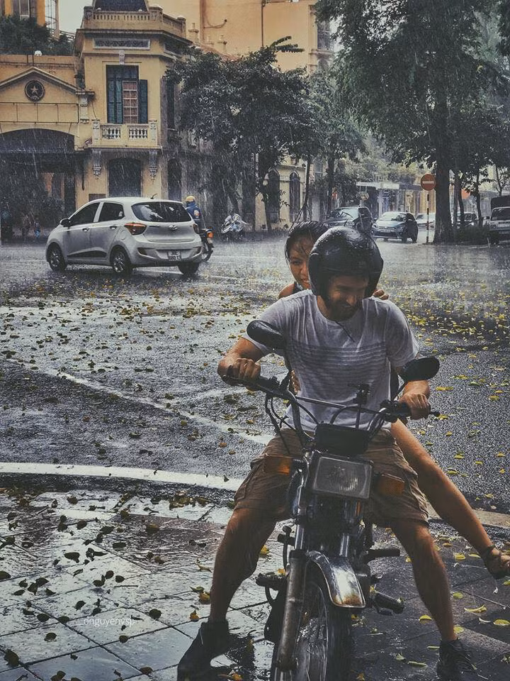 Tranh thủ tiết trời thu Hà Nội, nhiếp ảnh gia Đức Nguyễn đã tác nghiệp và ghi lại những khoảnh khắc cực đẹp
