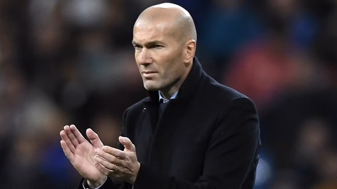 Beckham đã đề nghị Zidane đến Mỹ đảm nhận vai trò HLV cho đội bóng của mình.