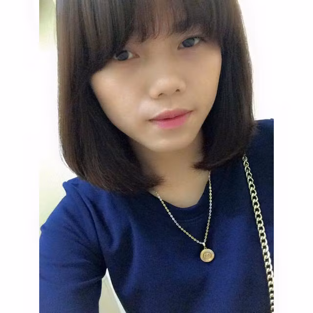 Trước khi lên đường sang Nhật Bản, cô gái xinh đẹp người Quảng Ninh đã hẹn NHM Việt Nam ngày trở lại. Hoàng Quỳnh nói, cô sang Nhật Bản khoảng hai năm để học quản lý bóng đá và hy vọng sẽ đóng góp nhiều hơn cho bóng đá nữ nước nhà khi trở về. Ảnh: FBNV.
