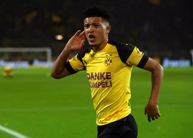 Chuyển nhượng cầu thủ từ The Sun, những tin đồn cho rằng MU quyết chiêu mộ Jadon Sancho của Dortmund liên tục mọc lên.
