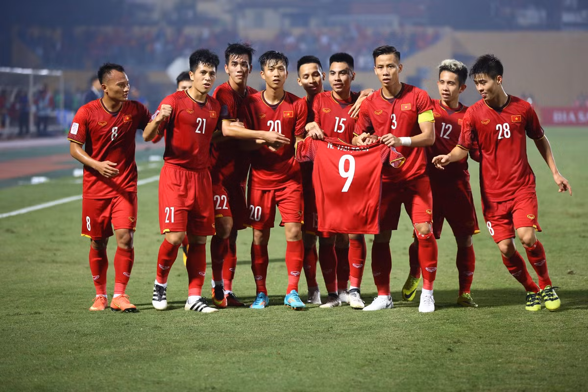 Hanh dong cuc y nghia cho dong doi cua DT Viet Nam tai AFF Cup 2018