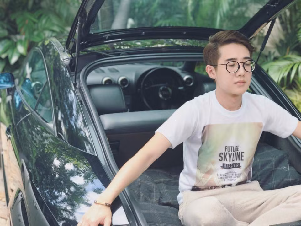 Cùng ngắm nhìn vẻ đẹp trời ban của "đạo diễn đẹp trai nhất Thái Lan". Ảnh: Facebook nhân vật