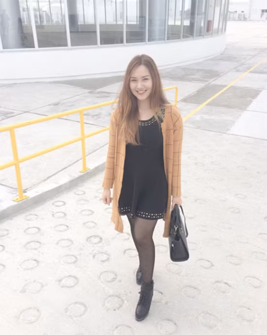 Chính vì vậy mà thời gian qua bãi đỗ xe trên cao của trung tâm thương mại AEON Mall thành điểm tập kết của rất nhiều những người mẫu ảnh.