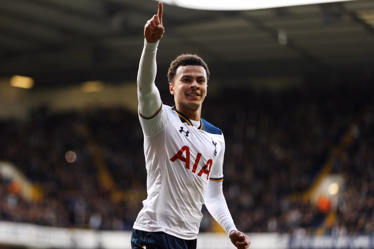 Tottenham "trói chân" Alli: BLĐ Tottenham đã mở ra một cuộc đàm phán hợp đồng với Dele Alli, ngay cả khi tiền vệ người Anh vẫn còn hợp đồng 5 năm với CLB. Ảnh: Goal