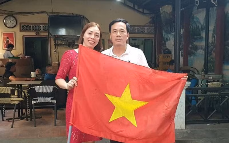 Ông Nguyễn Tiến Quyền - bố cầu thủ Tiến Linh chia sẻ rất vui và tự hào khi có con trai góp công mang vinh quang về cho đất nước ở SEA Games 30.