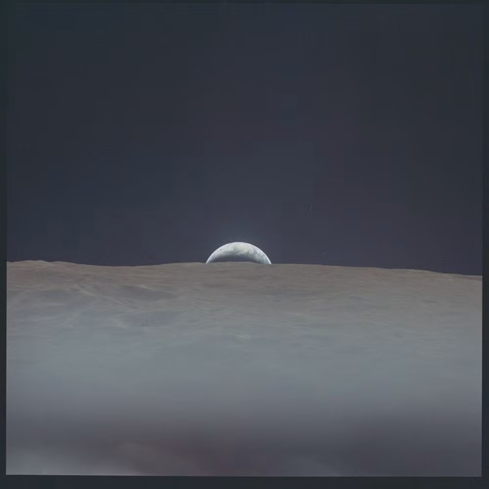 Tàu Apollo 17, tàu cuối cùng thuộc dự án Apollo, được phóng lên vào ngày 7/12/1972 và cũng là chuyến phóng tàu đầu tiên vào buổi tối. (Nguồn: Sputniknews).