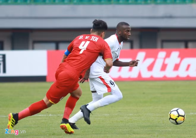 Cong lam thu pha, U19 Viet Nam mo man bac nhuoc truoc U19 Jordan