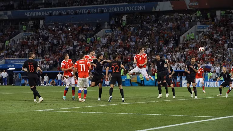 Vuot qua chu nha Nga, Croatia dau Tam su tai ban ket World Cup