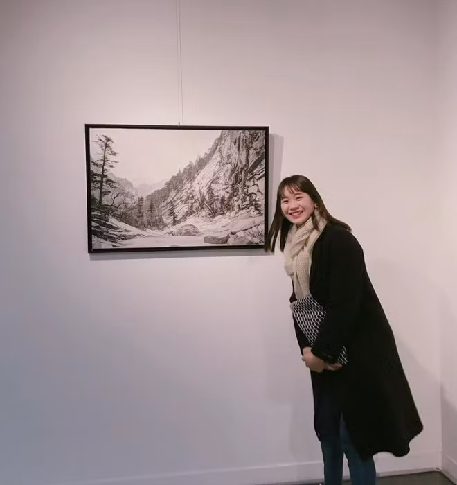 Ngắm gương mặt và thân hình của Jeong Ran khiến dân mạng liên tưởng đến nữ diễn viên Lee Sung Kyung trong bộ phim Tiên nữ cử tạ Kim Bok Joo.
