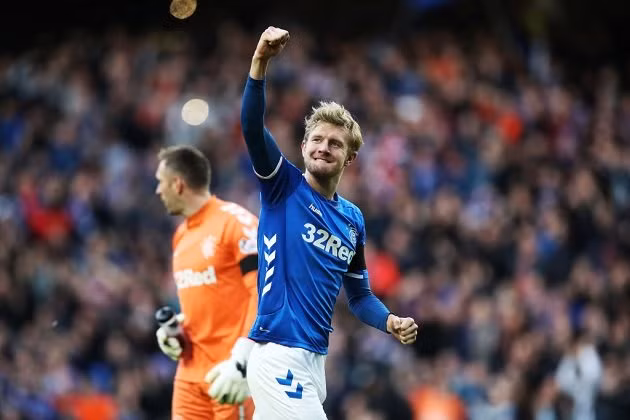 Theo The Sun, hậu vệ Joe Worrall của Nottingham Forest đã trở thành mục tiêu của Newcastle United. Nguồn tin này cho hay HLV Steve Bruce đang không hài lòng với những cái tên đang có và cần "viện binh" trong cuộc đua tránh suất xuống hạng.