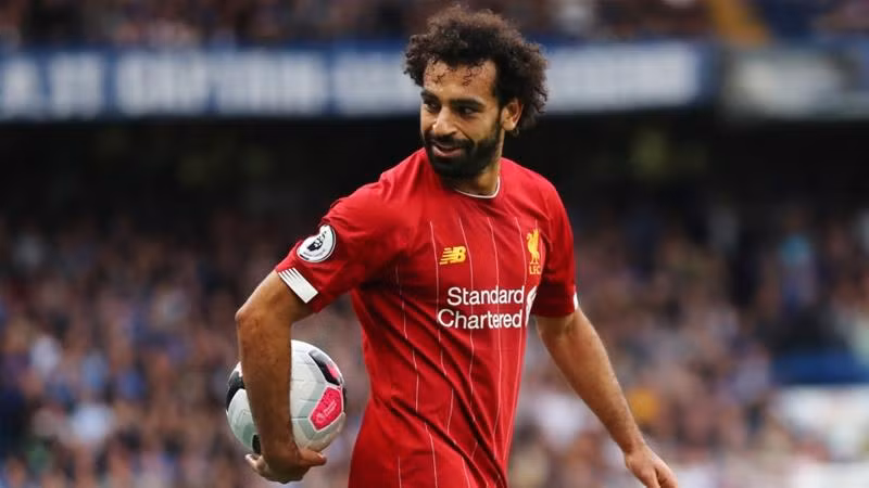  Chuyển nhượng bóng đá mới nhất từ Sportsmole, Real Madrid sẵn sàng nâng mức gia hỏi mua Mohamed Salah của Liverpool từ 134 triệu bảng lên 152 triệu bảng, qua đó phá kỷ lục chuyển nhượng của CLB nếu thương vụ này diễn ra thành công tốt đẹp.