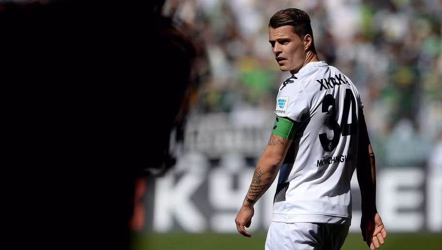 Với 30 triệu bảng, Granit Xhaka đã trở thành bản hợp đồng đắt giá thứ 3 lịch sử CLB Arsenal. Sự thành bại của cựu cầu thủ Borussia Monchengladbach chỉ được trả lời trong tương lai.
