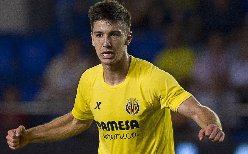 Luciano Vietto chuyển đến Atletico Madrid từ CLB Villareal. NHM CLB thành Madrid hy vọng rằng Luciano Vietto cùng với Fernando Torres tạo nên sức mạnh cho hàng công cho CLB này và thể hiện sức mạnh tại giải đấu danh giá nhất lục địa già.