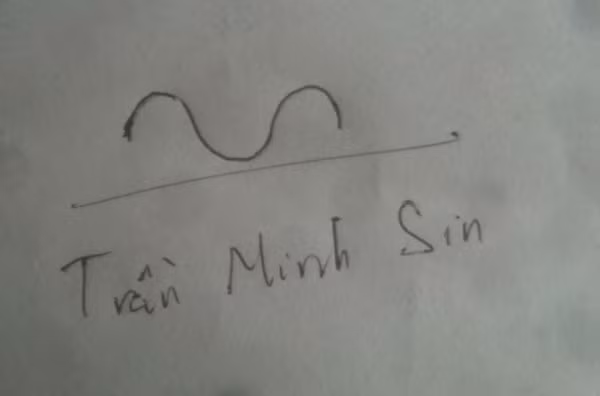 Chính vì vậy, rất nhiều người đã nghĩ ra chữ ký riêng có những kí tự khiến cho người xem cũng phải cười "ngất" vì quá độc, quá lạ.