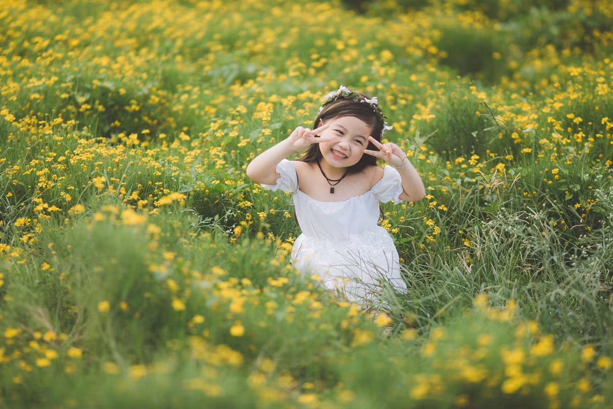 Vẻ đẹp tinh khôi, "ngọt mọng" của bé gái Hà Nội.