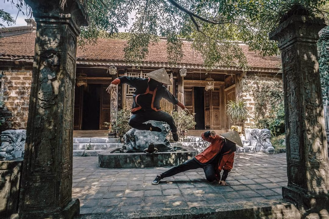 Nằm cách Hà Nội không xa, Việt phủ Thành Chương được các bạn trẻ mệnh danh là "chốn hoàng cung" đẹp chẳng kém các phim trường cổ trang.