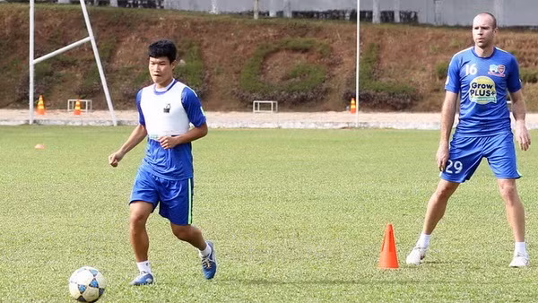 HAGL don rat nhieu tin vui truoc tran dai chien voi SLNA-Hinh-2