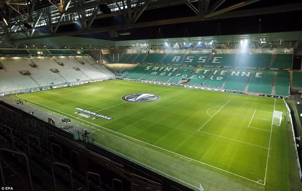 Sân Geoffroy-Guichard của St Etienne là nơi được chọn diễn ra 3 trận vòng bảng và 1 trận ở vòng 1/16 Euro 2016.