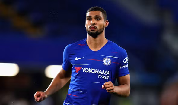 Để có thể có được kinh phí cũng như chỗ trống để đón những ngôi sao mới, Chelsea rất có thể sẽ thanh lý ít nhất 5 cái tên trong tháng 01/2019.