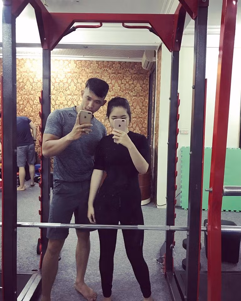 Cũng theo Phương Uyên, việc dùng thuốc giảm cân khiến cơ thể cô bị trữ nước trong người và luôn cảm thấy mệt mỏi, không có sức khoẻ, tinh thần làm bất kì việc gì hết.