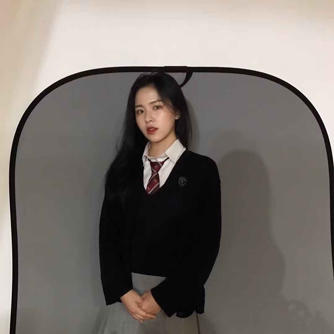 Dù vẫn đang là học sinh và chưa từng hoạt động trong showbiz nào song Yang Dasil vẫn khiến nhiều người ngưỡng mộ vì khí chất của mình.