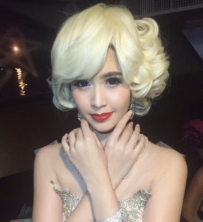 Thi sinh Hoa hau chuyen gioi dep tua "nu than"