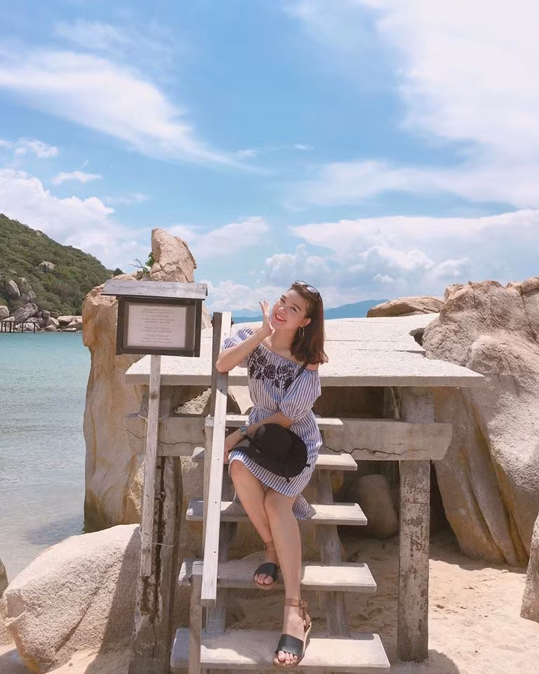 Tại các khu resort ở Cam Ranh, chủ nhân của chúng đã tạo ra những bố cục khá đẹp để thu hút các bạn trẻ tới đây chụp ảnh. Ảnh: Hoangan.