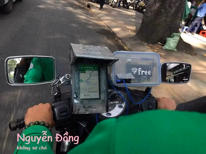 Nhiều người còn ví von rằng chiếc taxi trên chẳng khác gì một khách sạn 5 sao di động giữa đường.