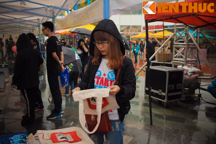 Những trò chơi đều gắn tới việc bảo vệ môi trường như những câu hỏi về kiến thức.