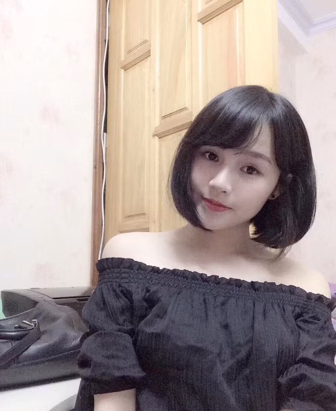 Còn nói về việc cho đăng tải bức ảnh, cô bạn đến từ Hà Nội bày tỏ rằng không có ý định gây chú ý chỉ là muốn so sánh thân hình mình trước và sau khi ăn theo khía cạnh hài hước. Nhưng không ngờ có quá nhiều dân mạng đồng cảnh ngộ và đã được chia sẻ liên tục.