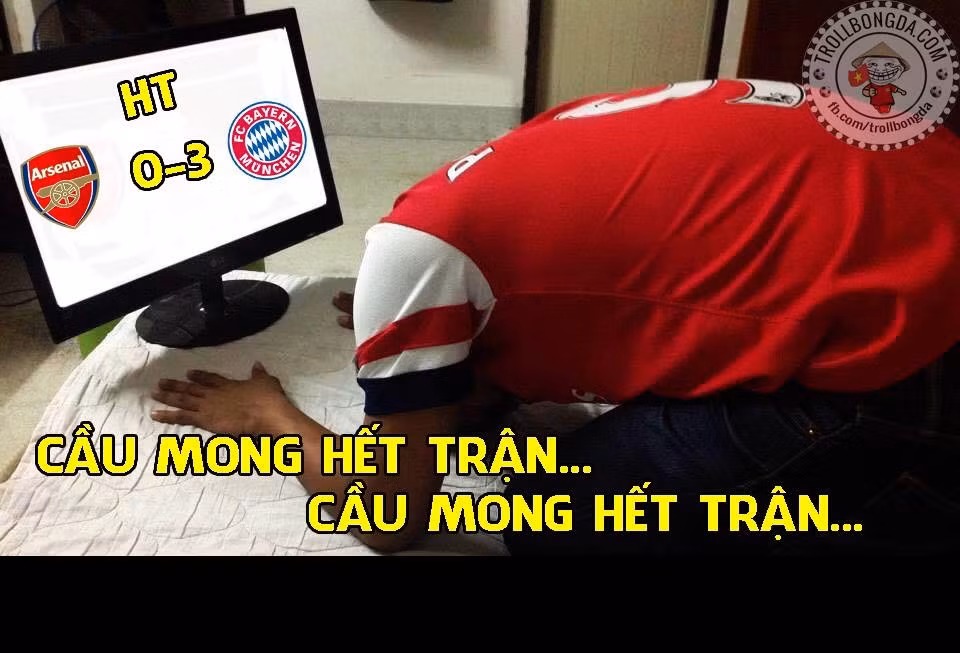 Kết thúc hiệp 1 của trận đấu giữa Bayern Munich và Arsenal, nhiều CĐV của pháo thủ đã cầu mong trận đấu kết thúc sớm để CLB của mình không phải nhận thêm bàn thua.