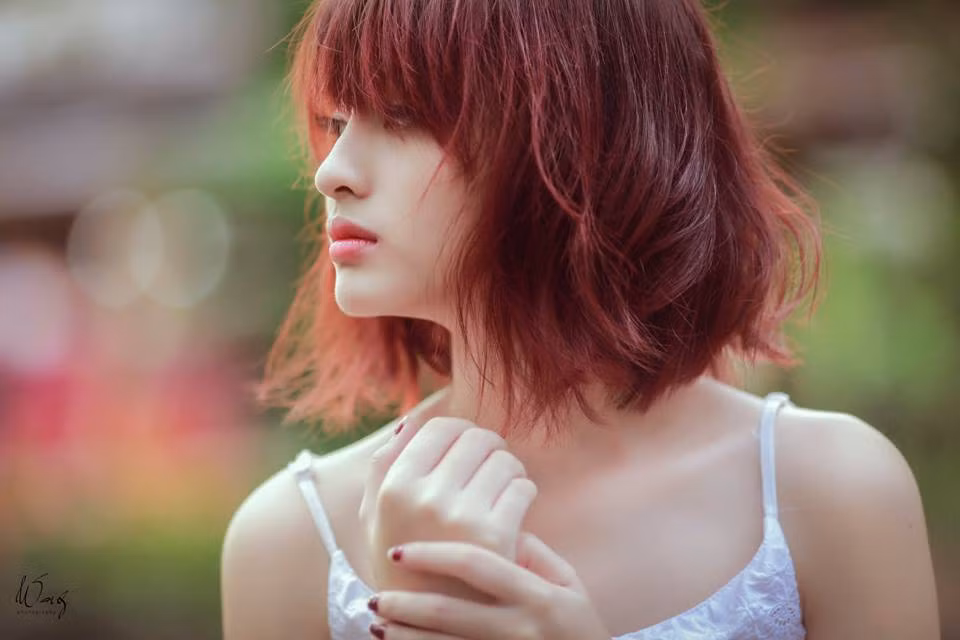 Những hình ảnh được Minh Ngọc đăng tải trên Facebook thu hút đông đảo cư dân mạng quan tâm, đa phần đều phát "sốt" vì nụ cười "chết người" của cô nàng sinh năm 1997 này.