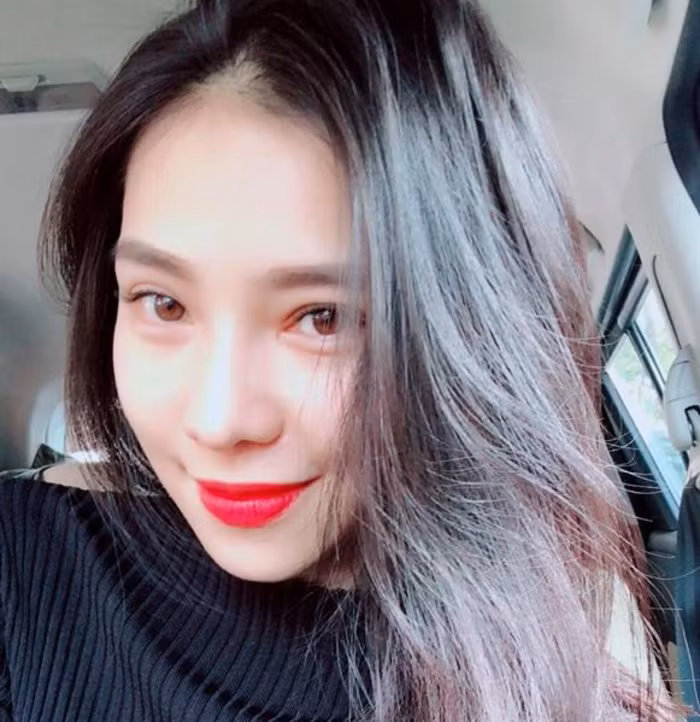 Thế mới thấy rằng dù là người nổi tiếng hay bình thường thì make up và app chụp hình vẫn đóng vai trò vô cùng quan trọng.