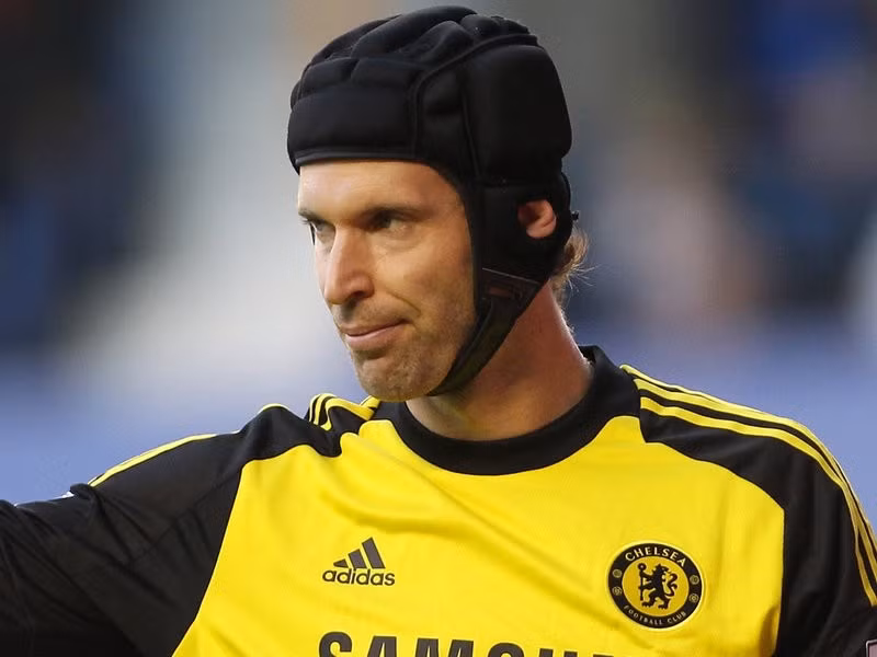 Petr Cech là thủ môn đã có 36 trận giữ sạch lưới tại giải đấu hấp dẫn nhất châu Âu. Chính thủ môn người CH Séc này là người góp công lớn trong chức vô địch UEFA Champions League 2012.
