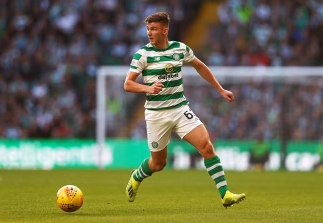  Chuyển nhượng cầu thủ từ Daily Mail, Arsenal đã tái khởi động thương vụ Kieran Tierney từ Celtic. Thỏa thuận giữa hai bên được cho là xong xuôi, đồng thời CLB Bắc London bỏ ra 25 triệu bảng để thuyết phục đội bóng Scotland nhượng lại hậu vệ trái 22 tuổi.