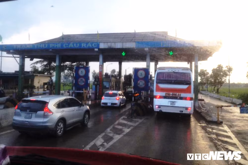 Rung minh canh tai xe container ke chuyen 'choi' ma tuy de lai xe