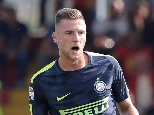 Chuyển nhượng bóng đá từ Gazzetta dello Sport, Inter định giá Skriniar rất cao và sẽ không để trung vệ 23 tuổi này ra đi với giá dưới 65 triệu bảng.