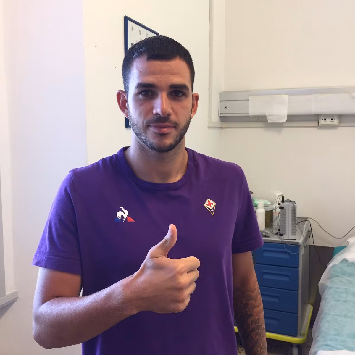 Fiorentina đã có Benassi: Công bố trên trang chủ, Fiorentina xác nhận đã có chữ ký của tiền vệ Marco Benassi của Torino. Tiền vệ 23 tuổi này đã kí hợp đồng 5 năm với sân Artemio Franchi và có mức phí khoảng 10 triệu euro. Ảnh: Calcio